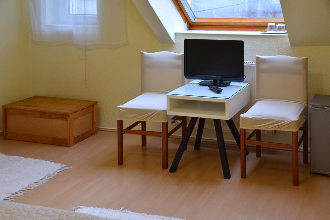 Afrodite Apartmanház Eger Exterior foto